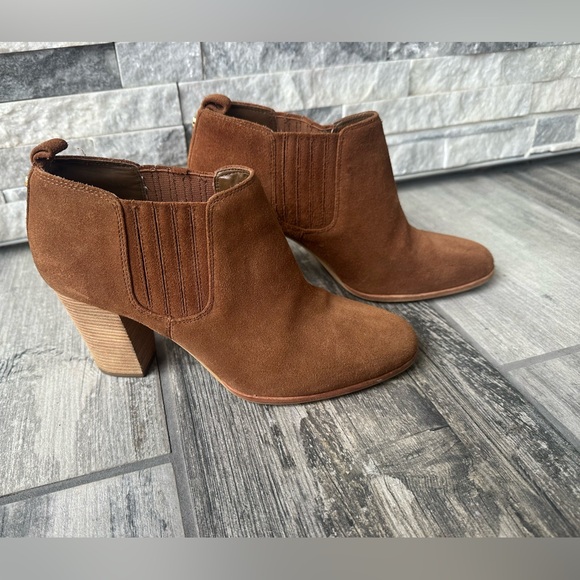 Michael KORS Suede  City Fall Winter Boho  Booties Cognac  Brown Neutral Size 9 - Picture 3 of 10